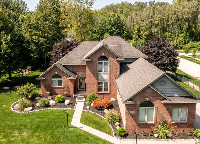 Property at 53345 Williams Way, Shelby Twp, MI 48316, 3 beds, 2.5 baths