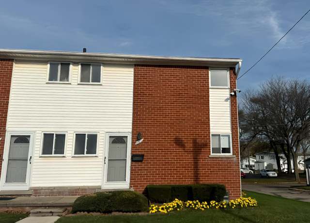 Property at 8602 Kaltz St, Center Line, MI 48015, 2 beds, 1.5 baths