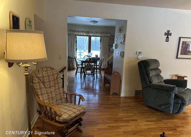 Property at 5386 S Johnson Rd, Flushing, MI 48433, 3 beds, 1.5 baths