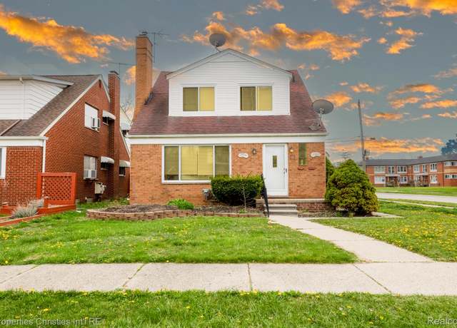 Property at 17776 Marquette St, Roseville, MI 48066, 4 beds, 2 baths