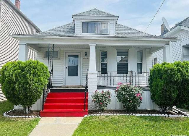 Property at 11596 Lumpkin St, Hamtramck, MI 48212, 4 beds, 1.5 baths