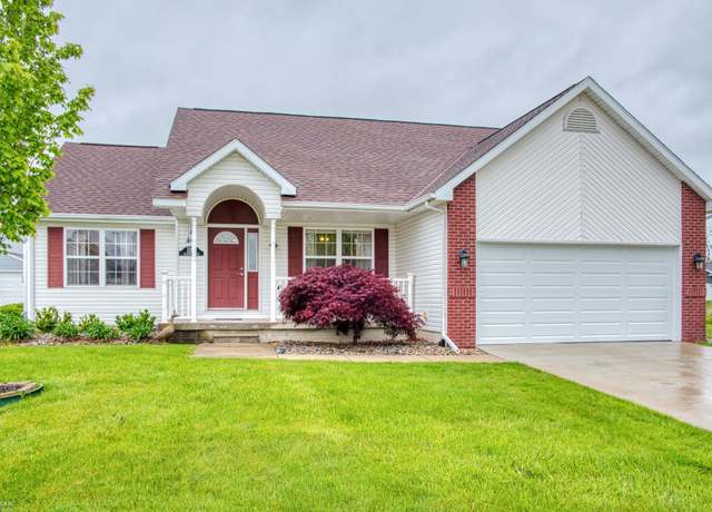 Property at 1180 Juniper St, Owosso, MI 48867, 4 beds, 3 baths