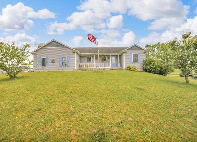 Property at 2850 144th Ave, Dorr, MI 49323, 5 beds, 3 baths