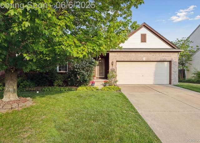 Property at 7160 Warwick Dr, Ypsilanti, MI 48197, 3 beds, 2 baths