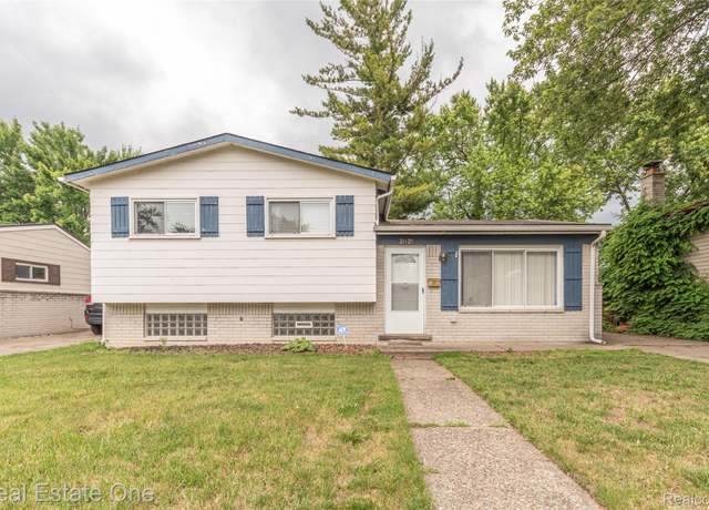 Property at 31121 Avondale St, Westland, MI 48186, 3 beds, 1.5 baths