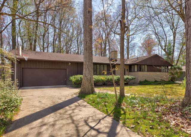 Property at 7301 W Ronrick Pl, Frankenmuth, MI 48734, 4 beds, 2.5 baths