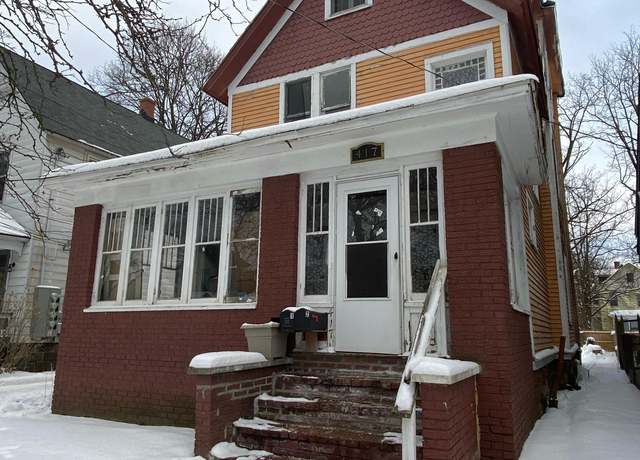 Property at 417 Locust St, Kalamazoo, MI 49007, 1 bed