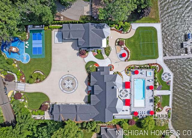 Property at 229 Norwood Ave, Holland, MI 49424, 9 beds, 10.5 baths