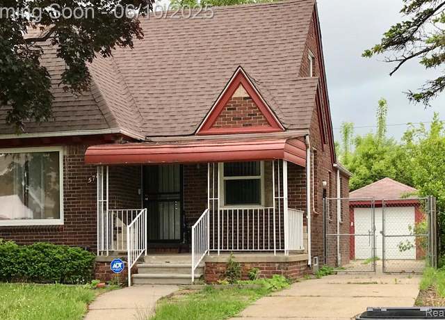 Property at 5782 Haverhill St, Detroit, MI 48224, 4 beds, 1.5 baths
