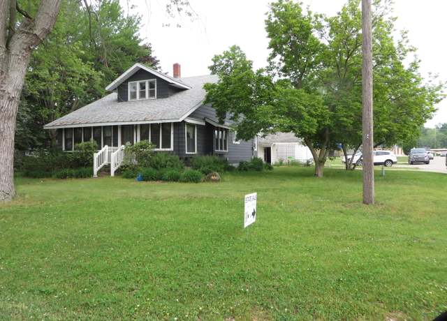Property at 10503 Paw Paw Dr, Zeeland, MI 49464, 1 bath