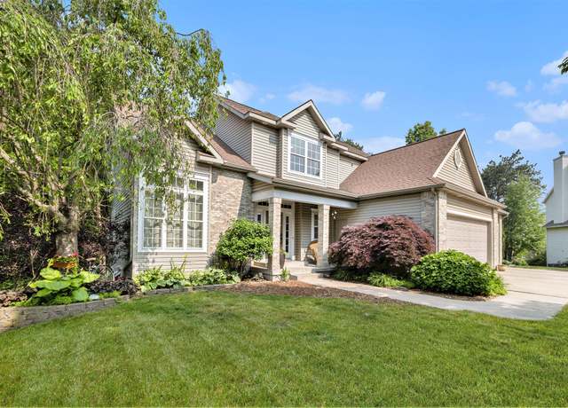 Property at 2975 Pine Edge Ct, Holland, MI 49424, 5 beds, 3.5 baths