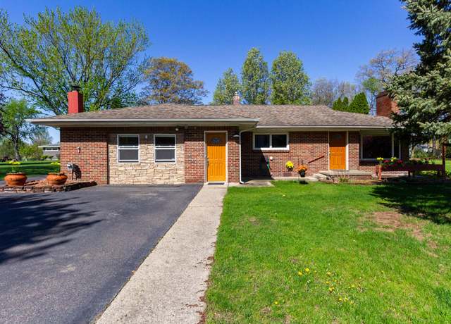 Property at 1119 Lambert Dr, Holly, MI 48442, 5 beds, 3.5 baths