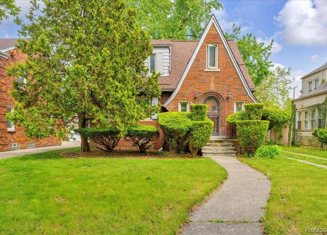 Property at 14004 Abington Ave, Detroit, MI 48227, 3 beds, 2.5 baths