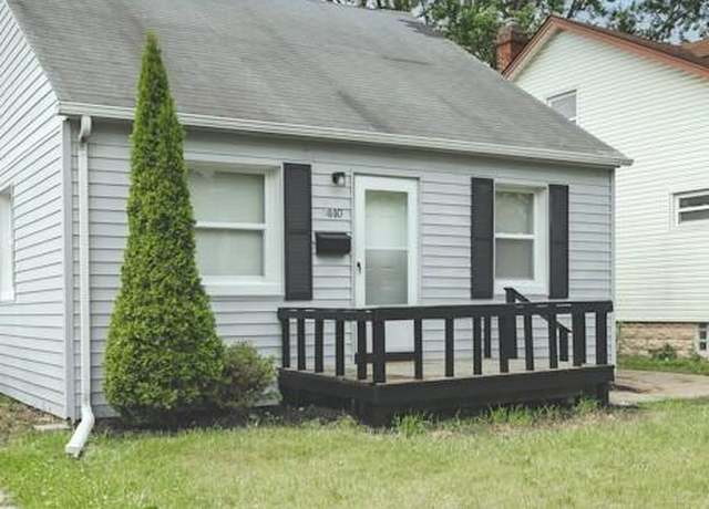 Property at 440 Jewell St, Southfield, MI 48220, 7 beds, 2 baths