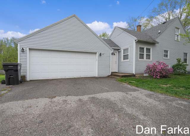 Property at 7614 Eastern Ave SE, Byron Center, MI 49315, 4 beds, 1 bath