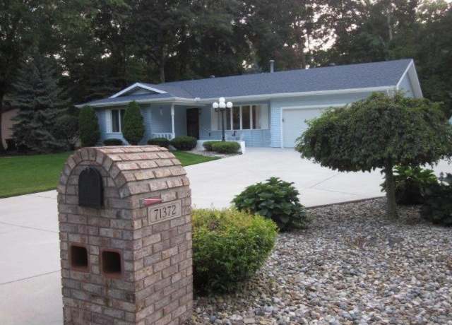 Property at 71372 Merle St, Edwardsburg, MI 49112, 3 beds, 2.5 baths