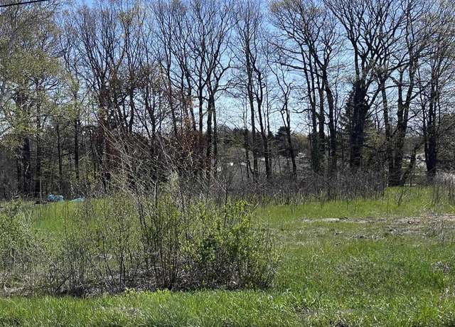 Property at 7016 Hilltop Ave, Traverse City, MI 49686