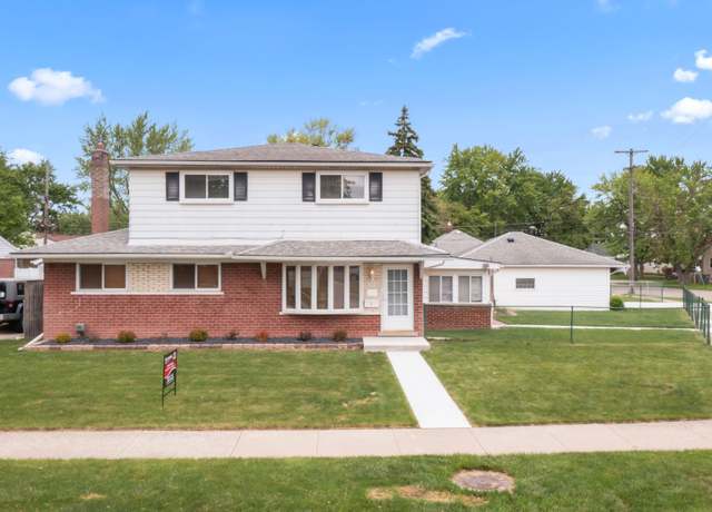 Property at 2070 Meyer Ct, Lincoln Park, MI 48146, 5 beds, 3 baths