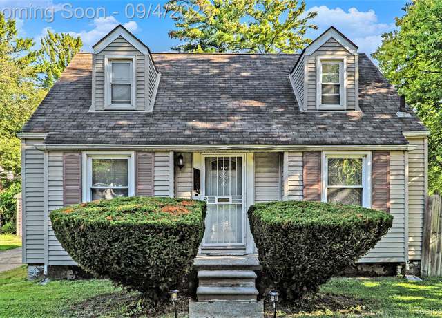 Property at 19400 Lyndon St, Detroit, MI 48223, 3 beds, 2 baths