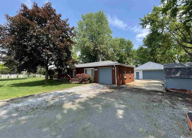 Property at 3422 Bluebush Rd, Monroe, MI 48162, 3 beds, 2 baths