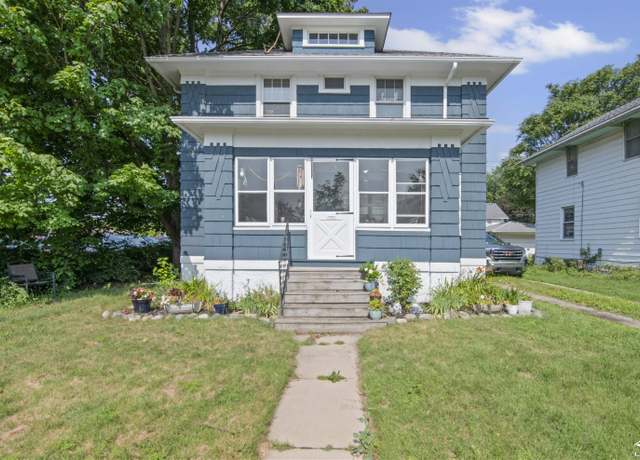 Property at 121 N Roessler St, Monroe, MI 48162, 3 beds, 1 bath
