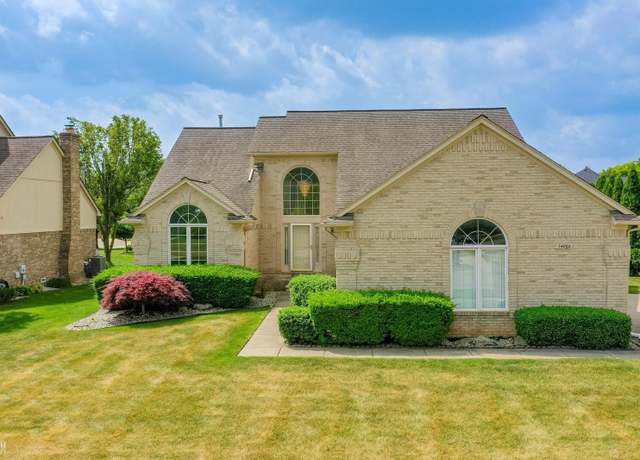 Property at 14060 Wayford Run, Shelby Twp, MI 48315, 4 beds, 2.5 baths