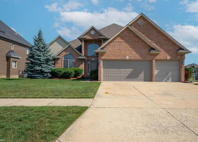 Property at 19391 Springbrook Dr Dr, Macomb, MI 48044, 4 beds, 2.5 baths