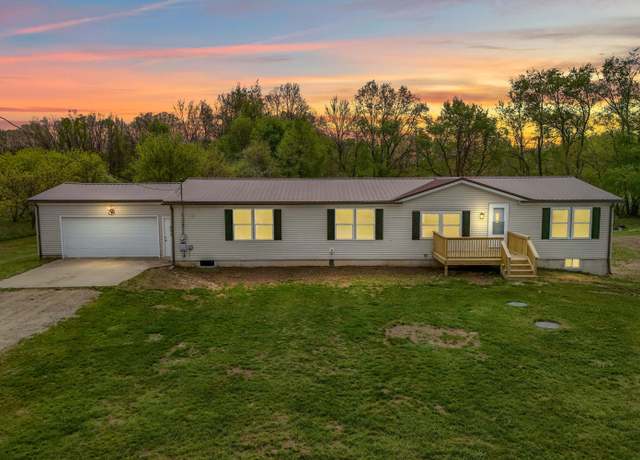Property at 9572 M Dr S, Burlington, MI 49029, 4 beds, 2.5 baths