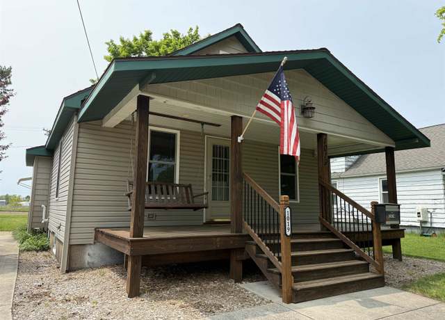 Property at 1019 2nd Ave, Cadillac, MI 49601, 4 beds, 1 bath