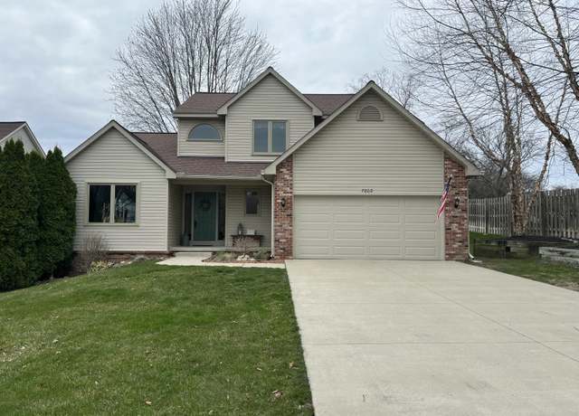 Property at 7802 Hoffman Dr, Waterford, MI 48327, 3 beds, 2.5 baths