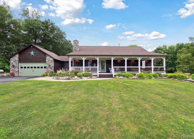 Property at 11247 Roberts Rd, Iosco Township, MI 49285, 3 beds, 2 baths