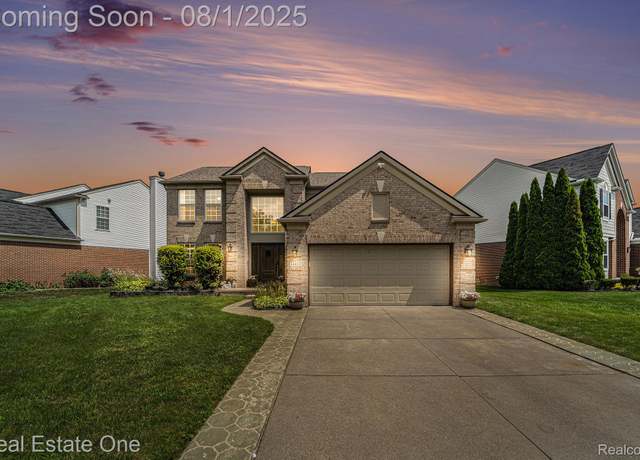 Property at 14853 Liri Dr, Sterling Heights, MI 48312, 4 beds, 2.5 baths