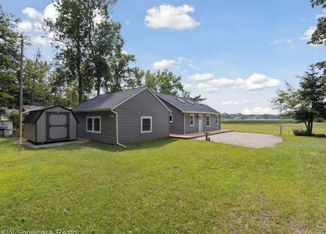 Property at 4581 Parker Dr, Howell, MI 48843, 3 beds, 1 bath