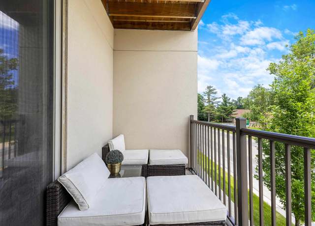 Property at 630-215 S Garfield Ave, Traverse City, MI 49686, 2 beds, 2 baths