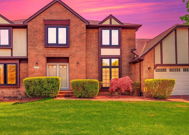 Property at 41925 Waterwheel Rd, Northville, MI 48168, 4 beds, 2.5 baths