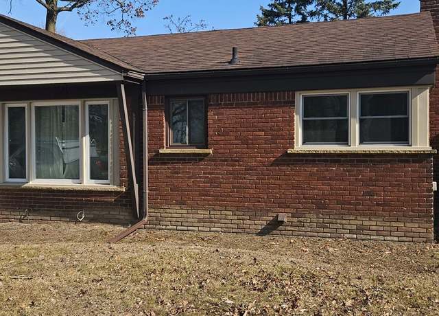 Property at 2031 Pelham St, Dearborn, MI 48124, 3 beds, 1 bath