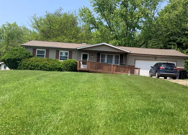 Property at 4064 Sheraton Dr, Flint, MI 48532, 4 beds, 2 baths