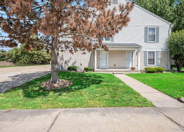 Property at 35692 Stillmeadow Ln, Shelby Twp, MI 48035, 2 beds, 1 bath