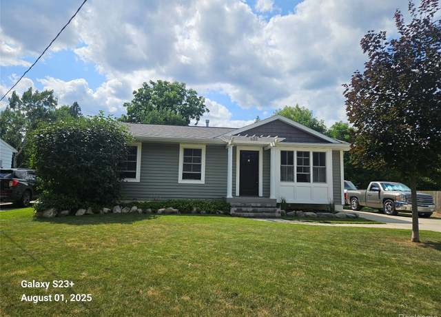 Property at 633 Aldrich St, Linden, MI 48451, 3 beds, 1 bath