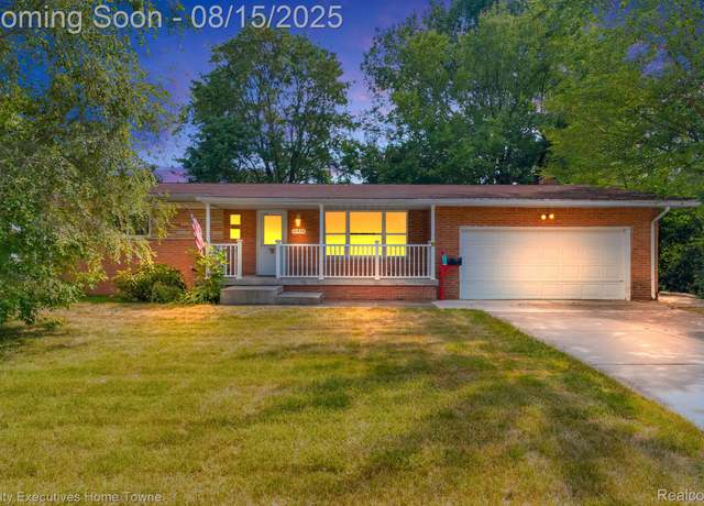 Property at 11920 Carney St, Warren, MI 48089, 2 beds, 1.5 baths