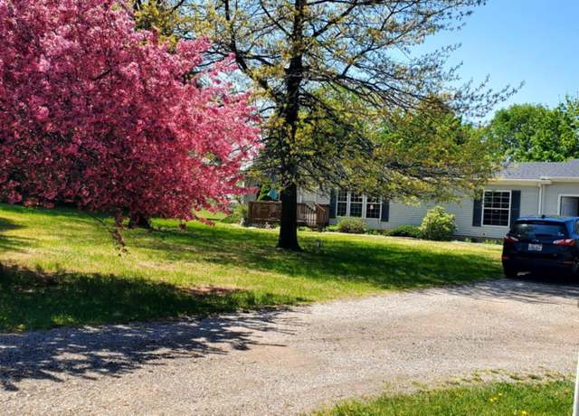 Property at 700 S Arent Rd, Watervliet, MI 49098, 3 beds, 2 baths
