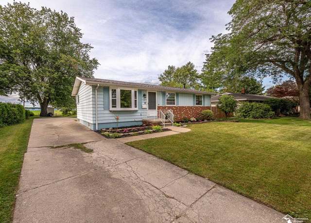 Property at 255 Crampton Dr, Monroe, MI 48162, 3 beds, 1.5 baths