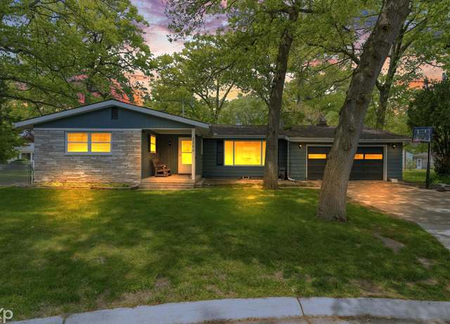 Property at 3365 Hickory Ln, Port Huron, MI 48060, 4 beds, 2.5 baths