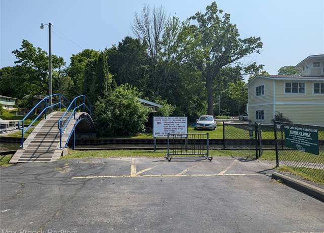 Property at 0000 Lot 8 Mandale Ct, West Bloomfield, MI 48324