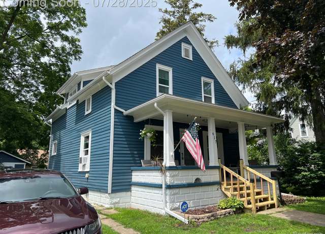 Property at 617 N Madison St, Lapeer, MI 48446, 3 beds, 1.5 baths