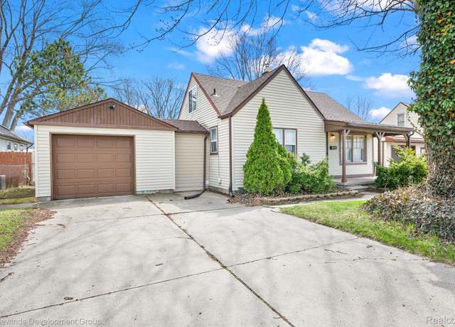 Property at 27840 Blum St, Roseville, MI 48066, 2 beds, 1 bath