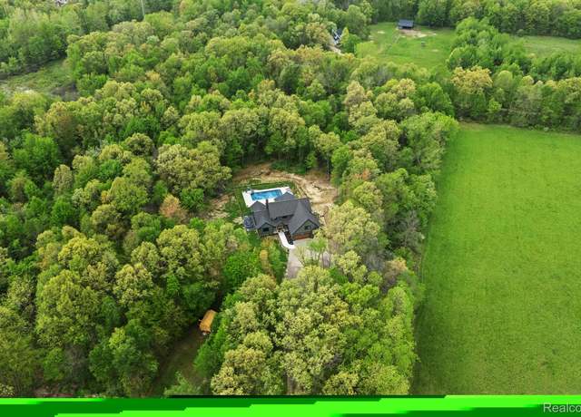 Property at 4286 Center Rd, Deerfield Township, MI 48451, 4 beds, 3.5 baths