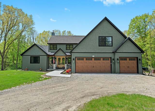 Property at 4286 Center Rd, Deerfield Township, MI 48451, 4 beds, 3.5 baths