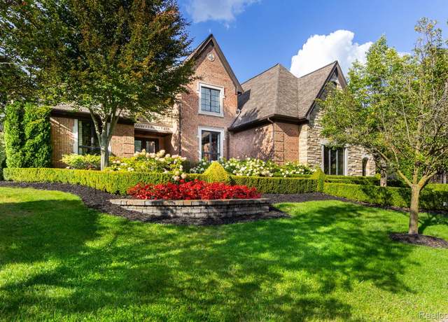 Property at 44104 Verona Ln, Northville, MI 48168, 4 beds, 5 baths