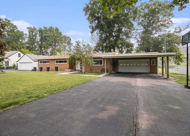 Property at 22813 Meridian Rd, Grosse Ile, MI 48138, 4 beds, 2.5 baths